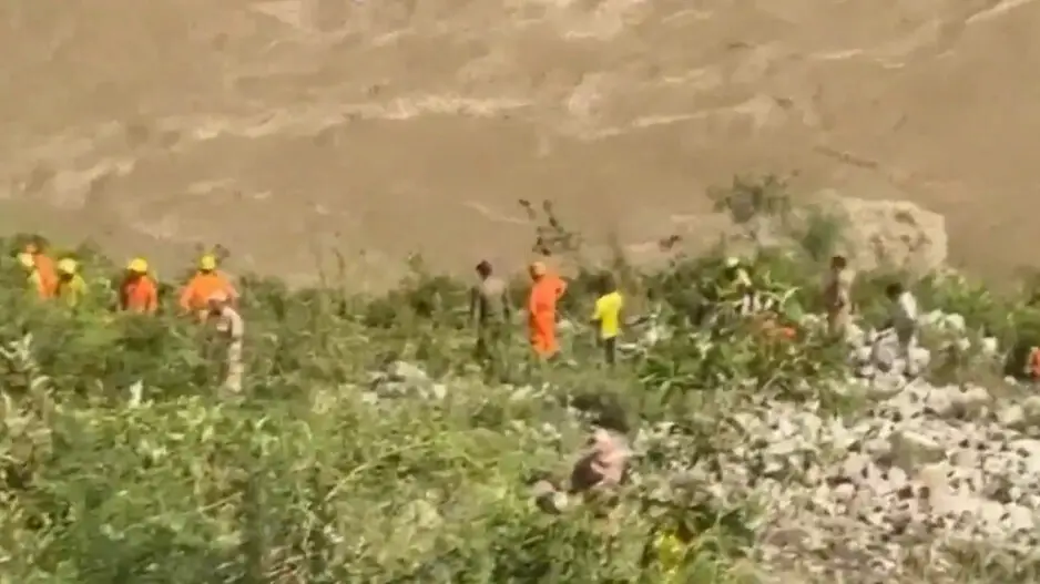 2 dead, 10 missing as vehicle carrying pilgrims plunges into Alaknanda in Uttarakhand