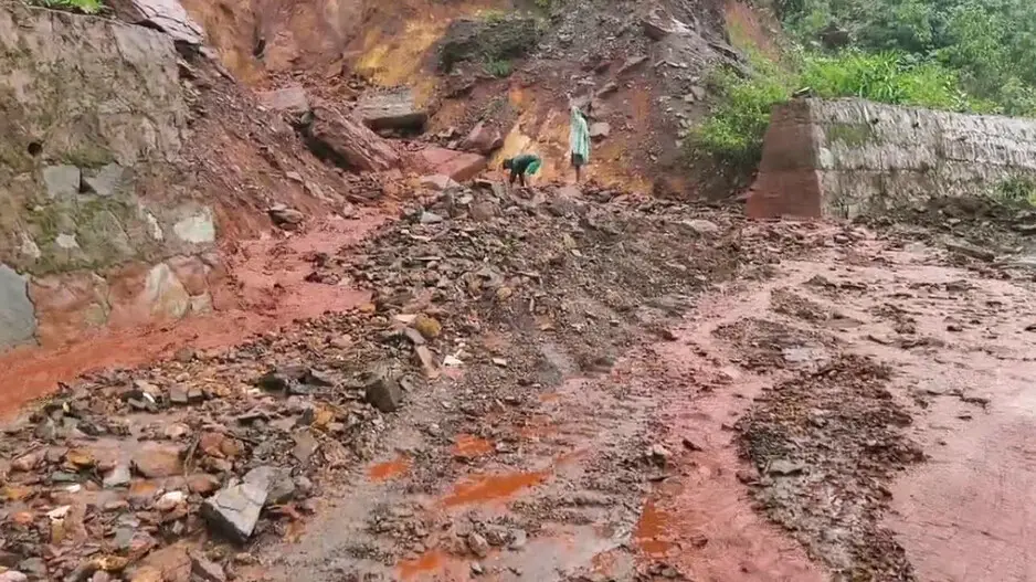 Landslide halts traffic on NH-520 in Odisha’s mining belt Sundargarh