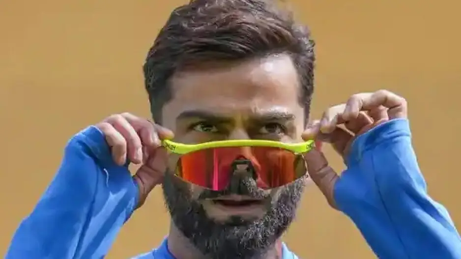 Legendary India all-rounder urges Virat Kohli to make Test comeback