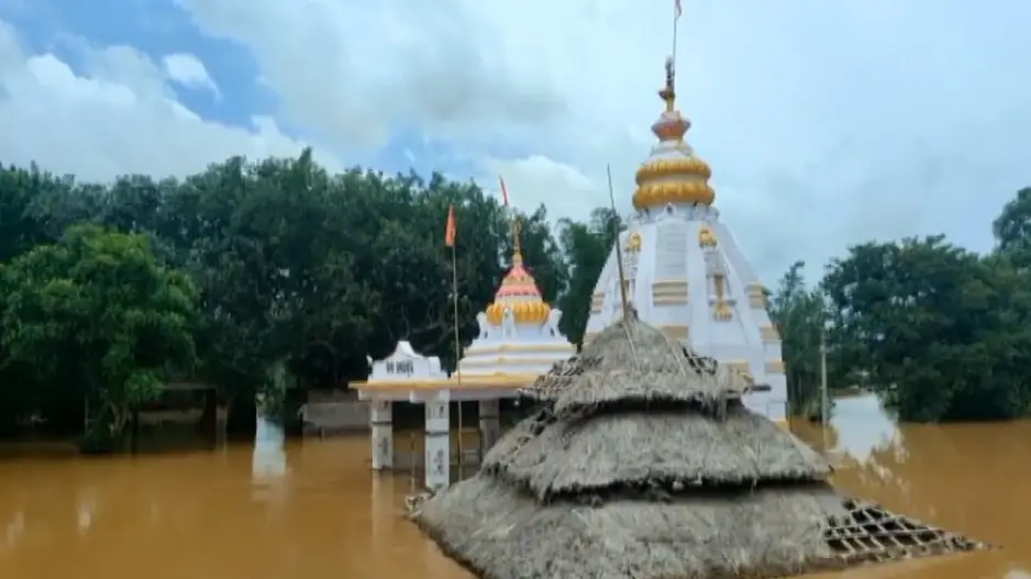 No meals cooked, stranded on roofs: Bhadrak's flood-hit speak of silent suffering