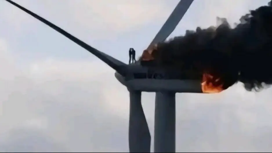 A Hug Before the Flames: How two engineers faced death atop a burning wind turbine