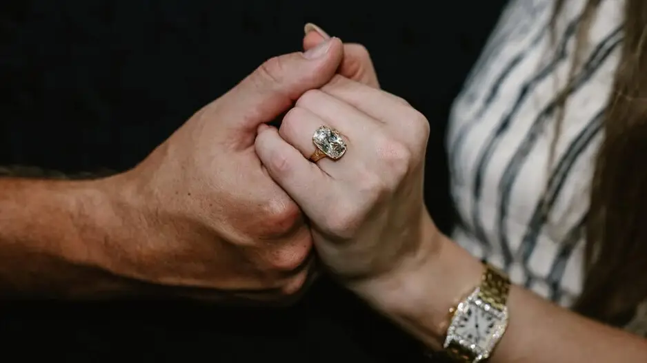 Taylor Swift’s Rs 4.8 crore engagement ring has an Indian connection
