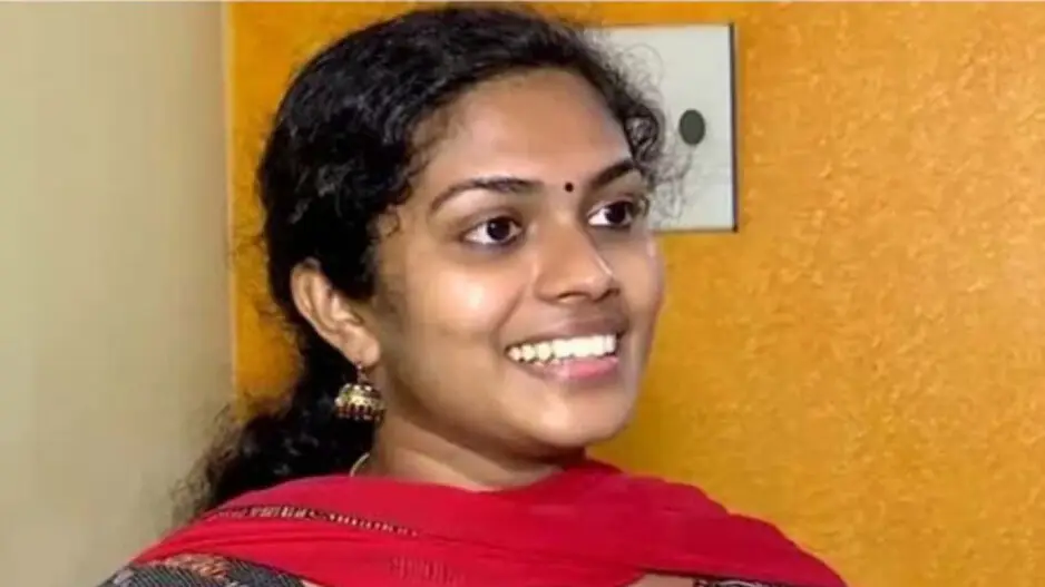 IAS after quitting TCS: Daughter of daily labourer now a Civil Servant