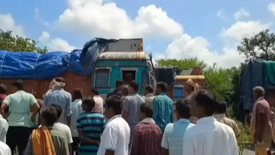 Fertiliser crisis in Bargarh: Farmers protest over lack of urea supply